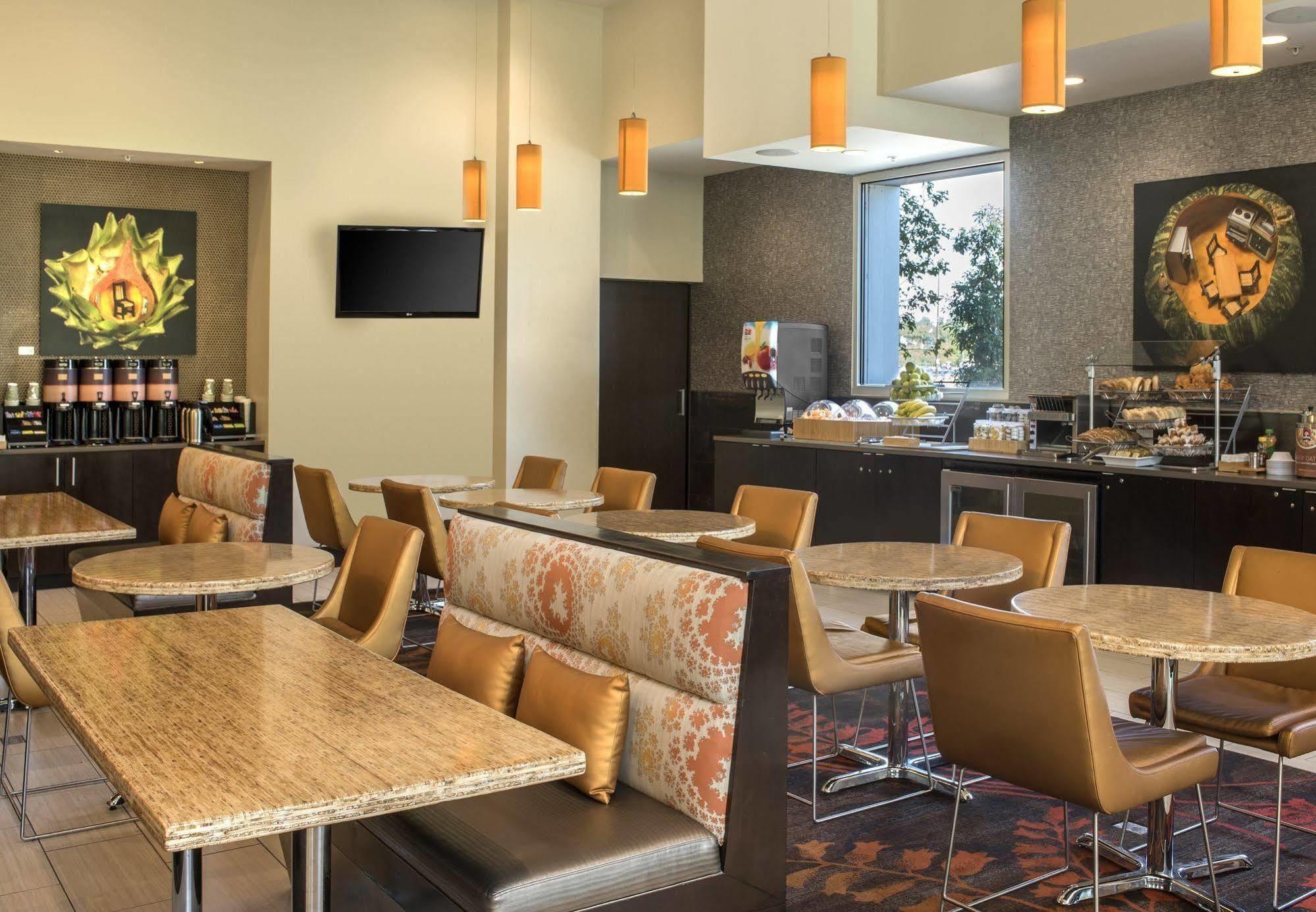 Springhill Suites By Marriott Denver Downtown Екстер'єр фото