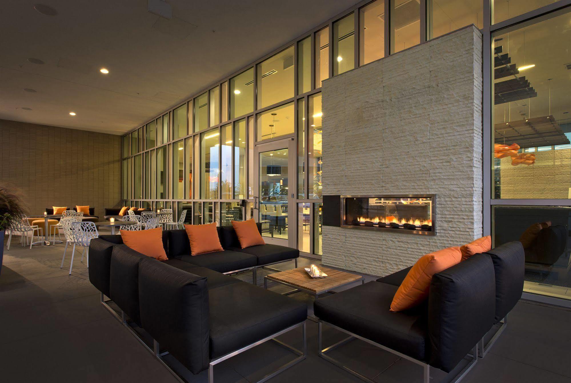 Springhill Suites By Marriott Denver Downtown Екстер'єр фото